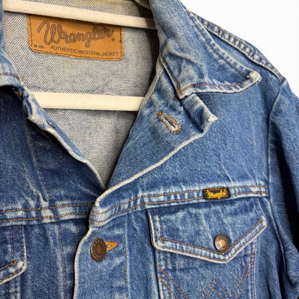 VTG 90s Wrangler Denim Jacket Mens SZ M Blue Authentic Western Trucker Cowboy - Picture 4 of 8